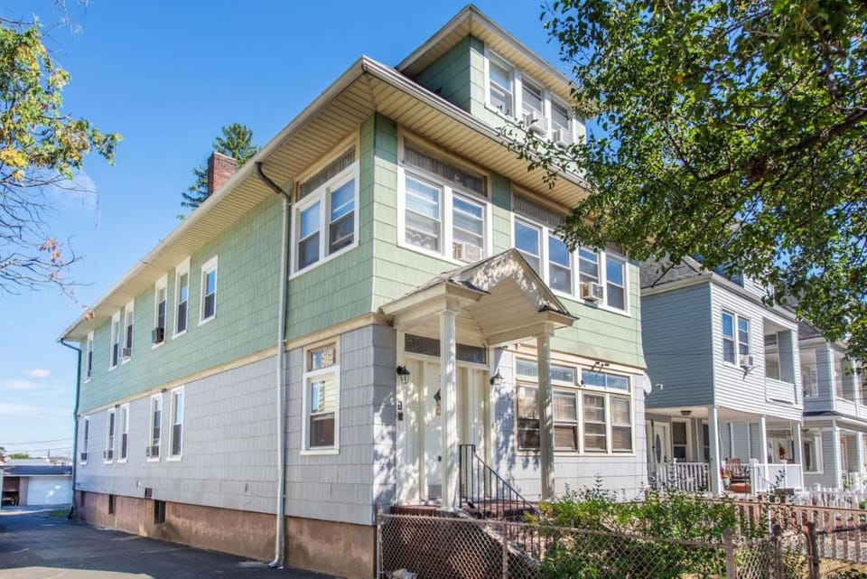 Cozy Basement 2 Bed in Passaic Apartment in Passaic