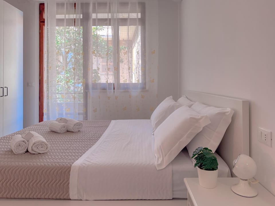 Vittorio Veneto - Modern and Central by Host Hero Apartment in Civitanova Marche
