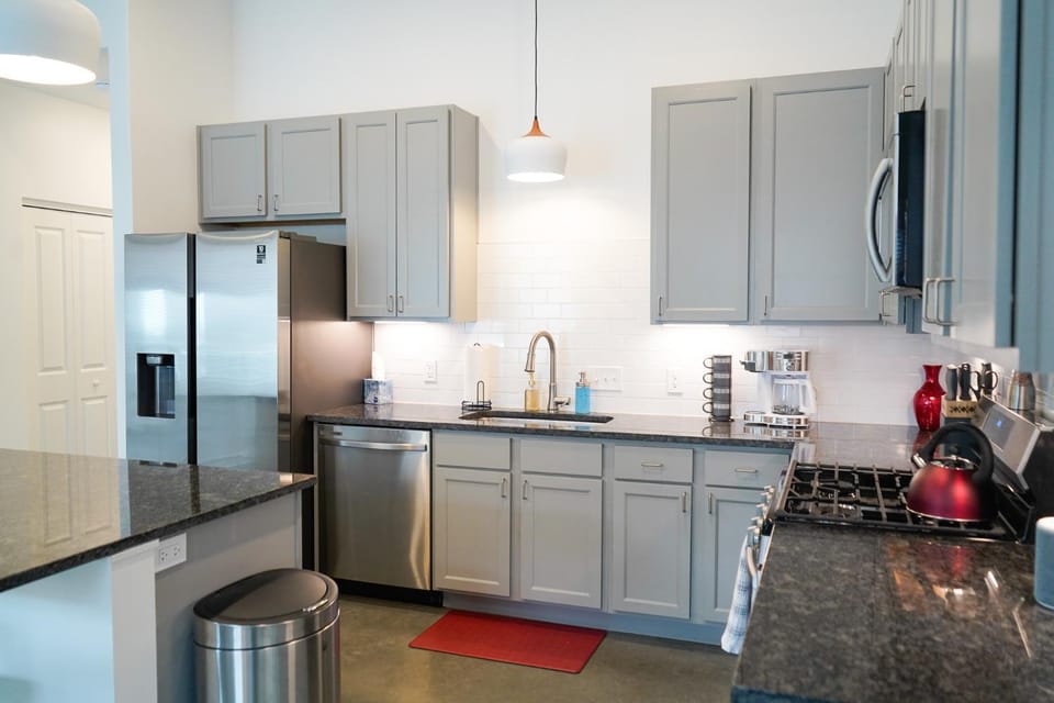The Sunflower Suite Bed and Breakfast in Lawrence