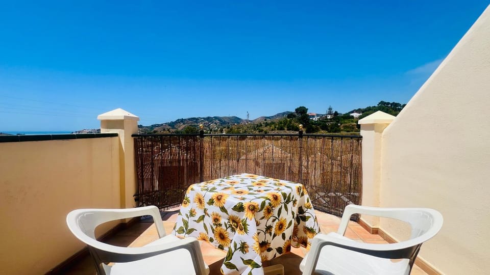 Day, Balcony/Terrace