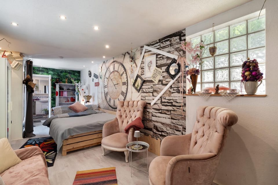 Property building, Living room