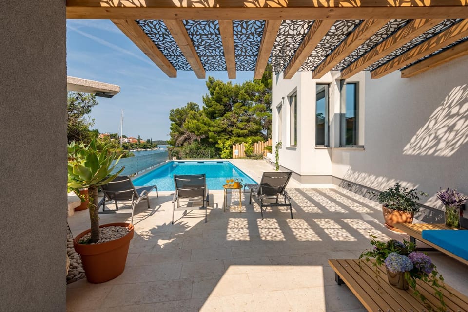 View (from property/room), Pool view, Swimming pool