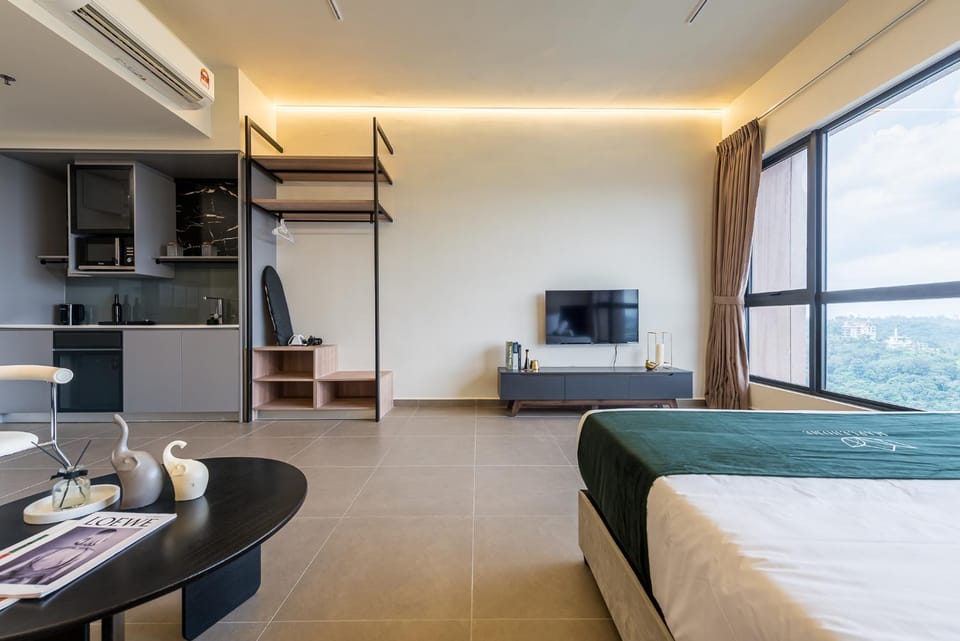 TV and multimedia, Kitchen or kitchenette, Living room, Photo of the whole room, Bedroom