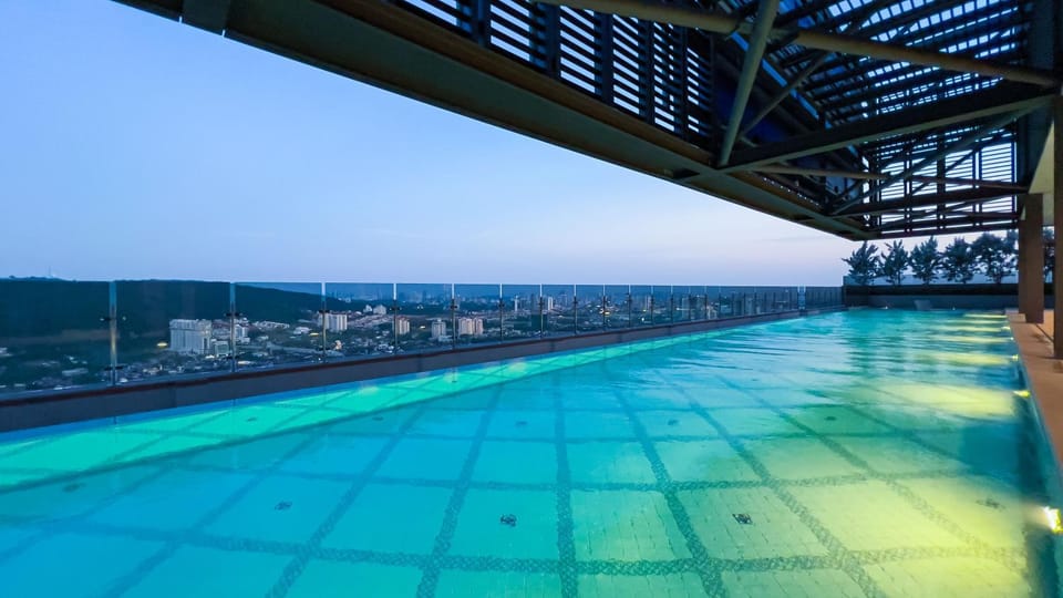 Swimming pool