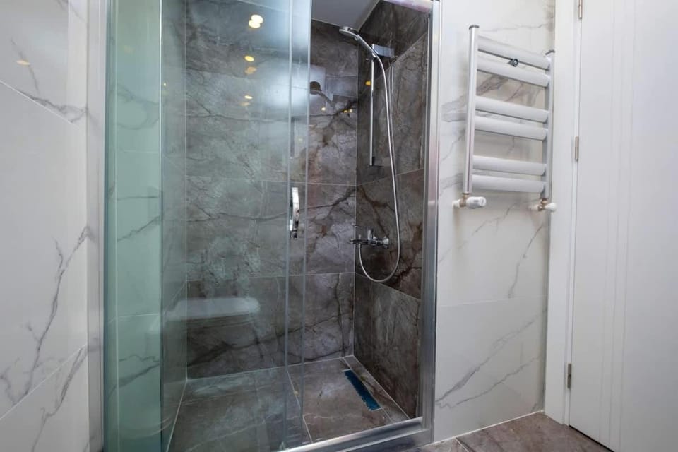 Luxury Stay with Panoramic Bosphorus View Apartment in Istanbul
