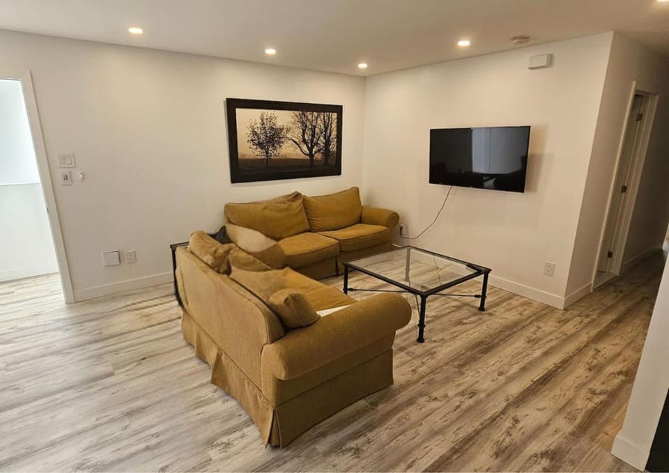 Bedford 2 Apartment in Laval