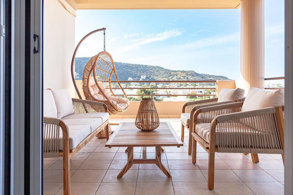 Natural landscape, Balcony/Terrace, Seating area, Mountain view, Sea view