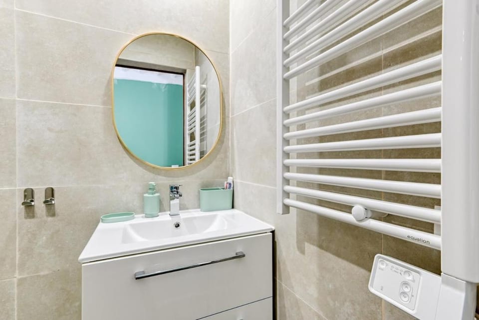 logement classé, entièrement neuf près du port Apartment in La Ciotat