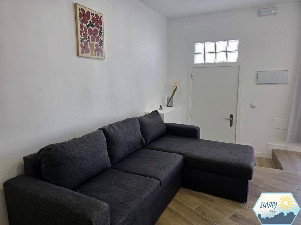 Sunny Churriana Jacaranda II Apartment in Valle del Guadalhorce
