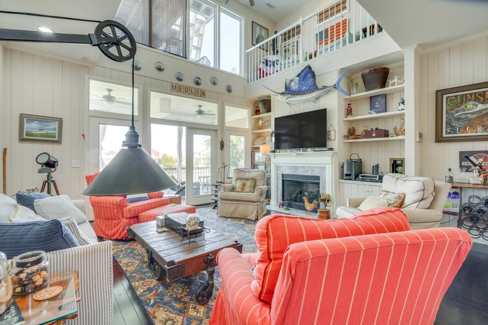 Marina & Golf Course Views: Edisto Island Home House in Edisto Beach