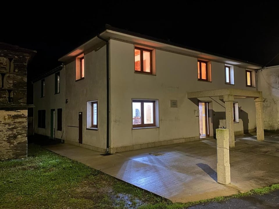 Casa Lento House in A Mariña Occidental