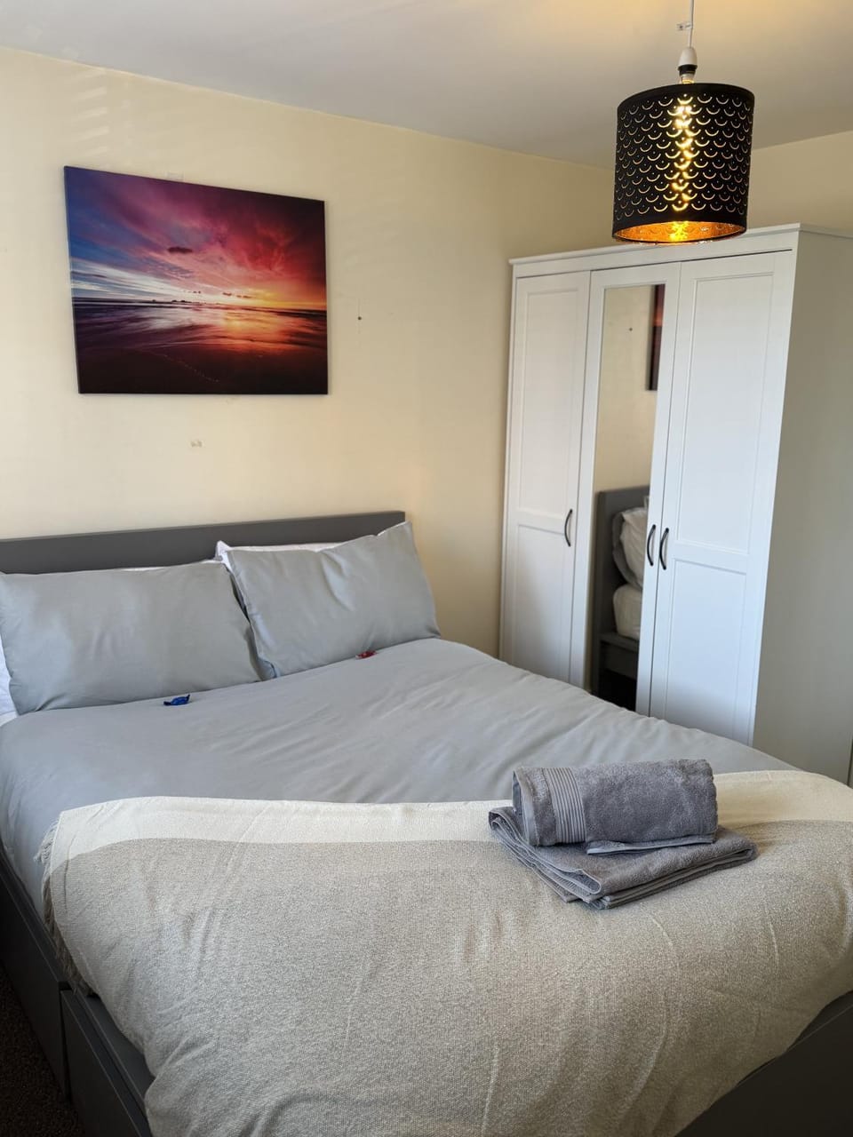 Bed, Photo of the whole room, Bedroom, towels, wardrobe
