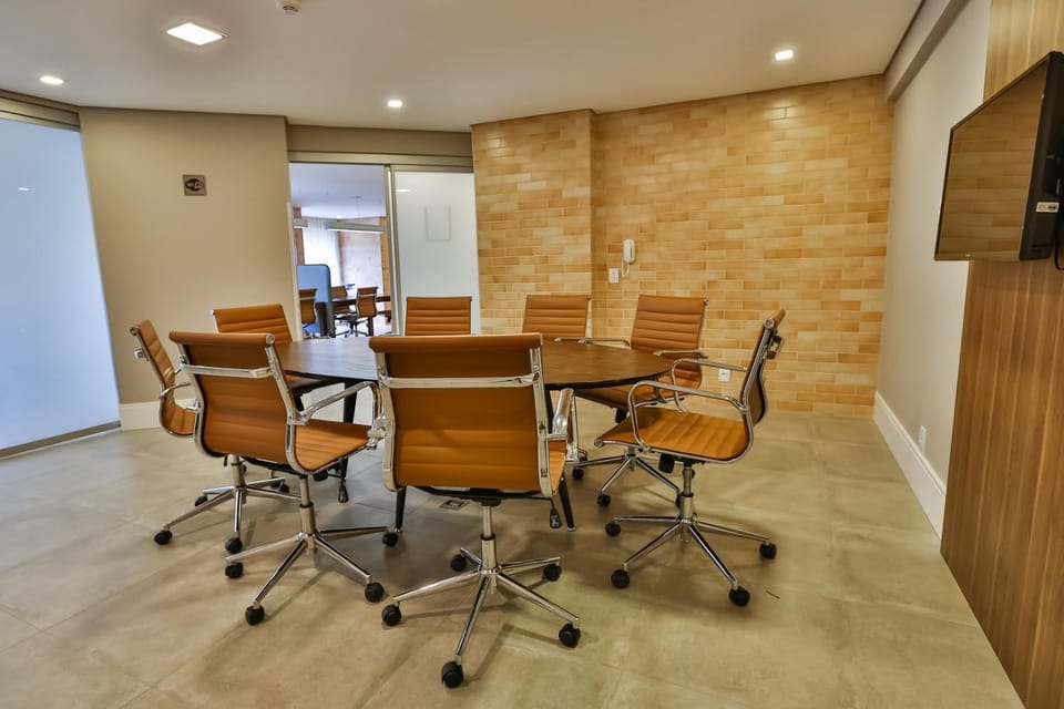 Meeting/conference room