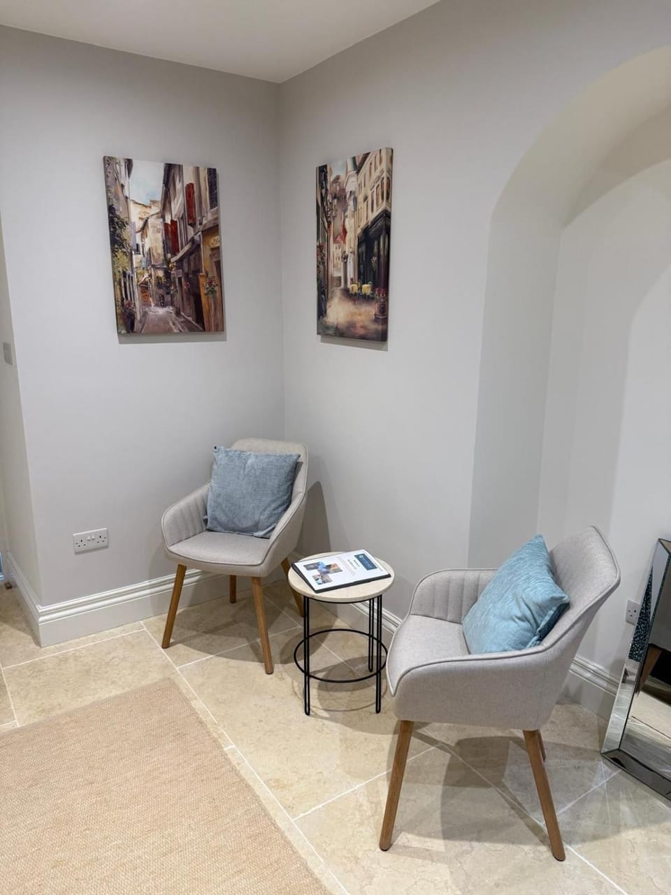 Property building, Seating area
