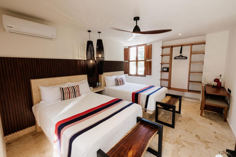 Bed, Photo of the whole room, Bedroom, air conditioner