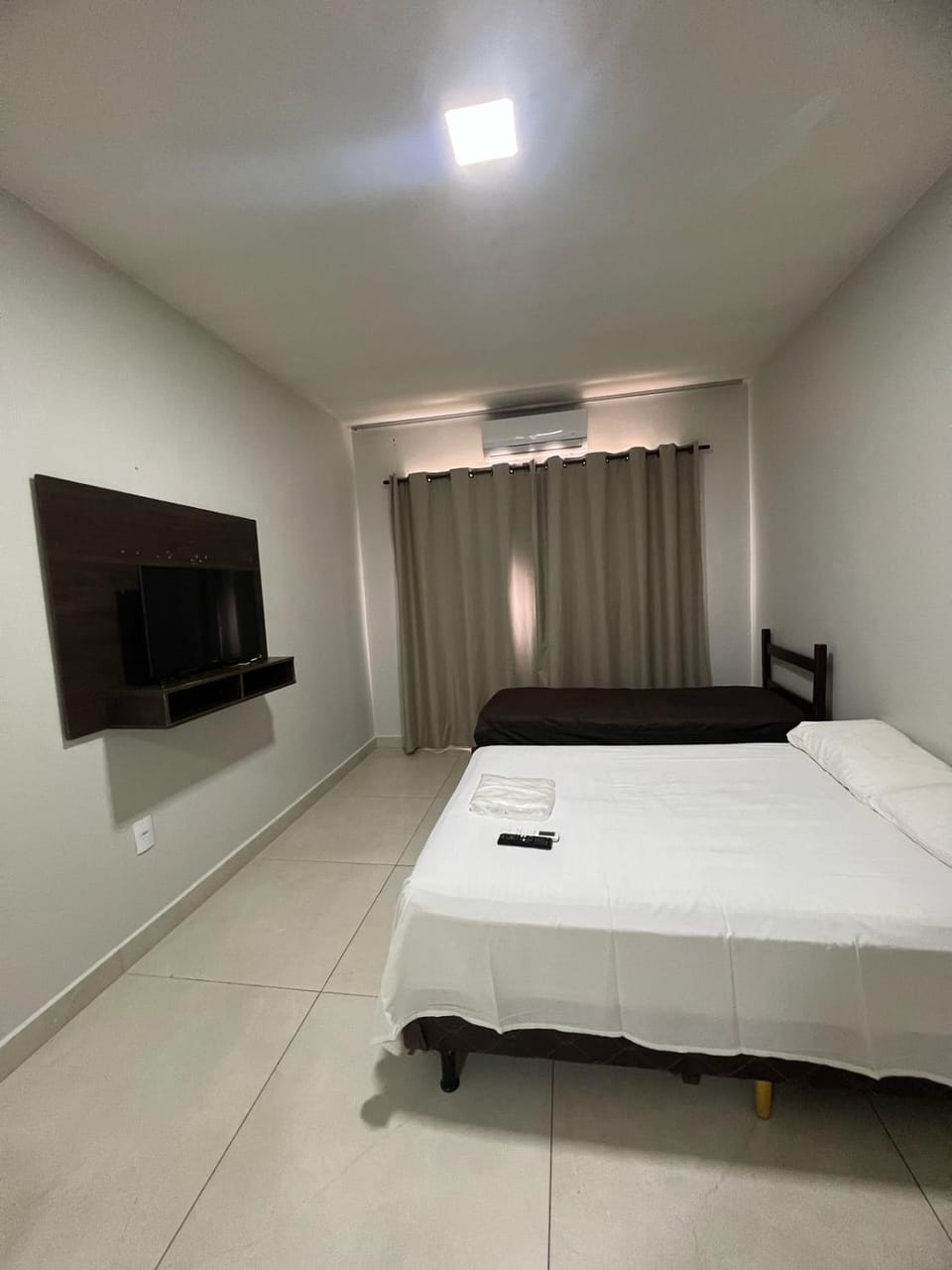 Apartamento 106 - Suíte com ar condicionado Apartment in State of Goiás