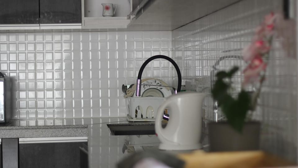 Kitchen or kitchenette, Communal kitchen, minibar