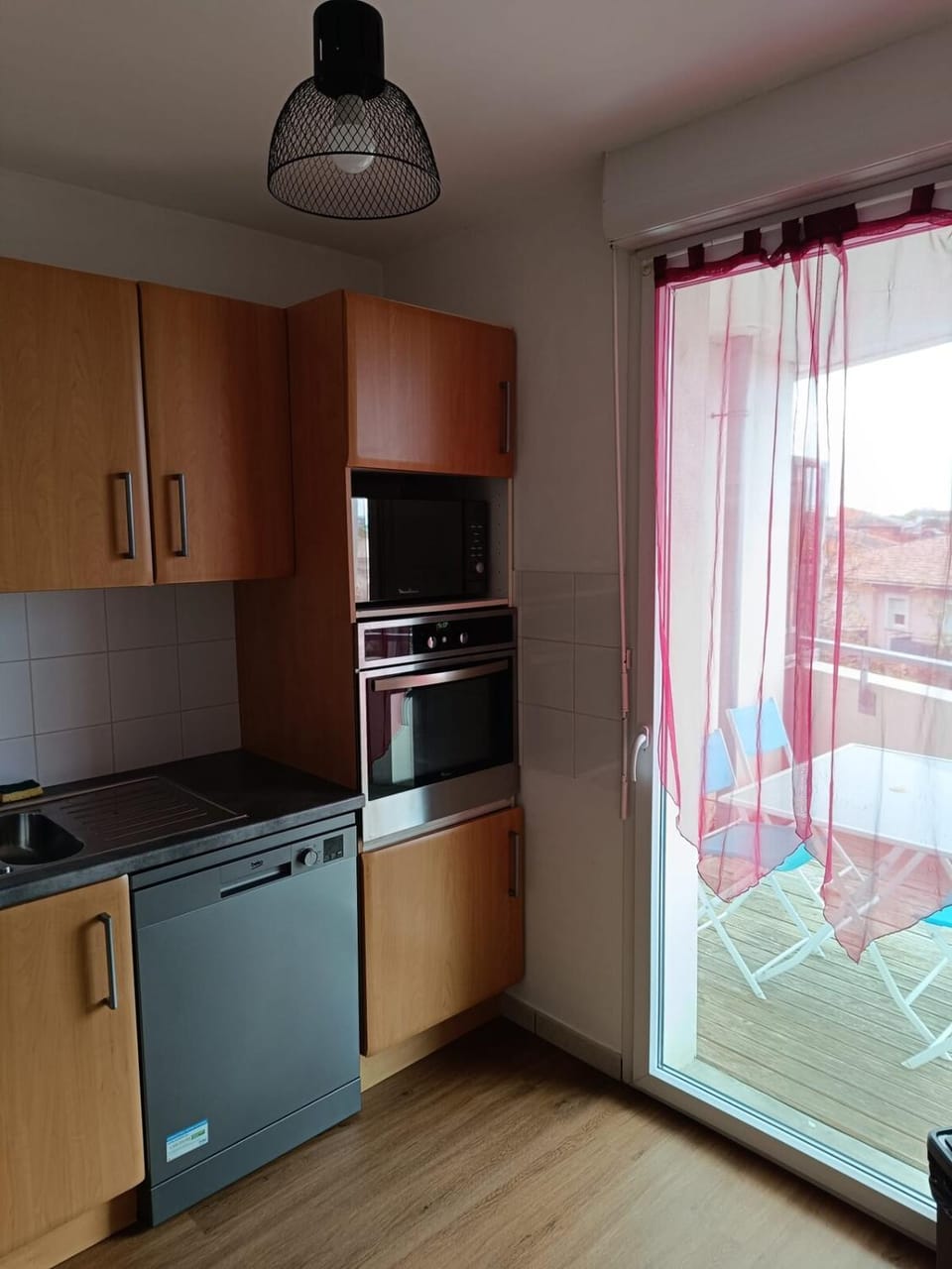 Kitchen or kitchenette, Dining area, dishwasher, minibar, oven, pet friendly, stove
