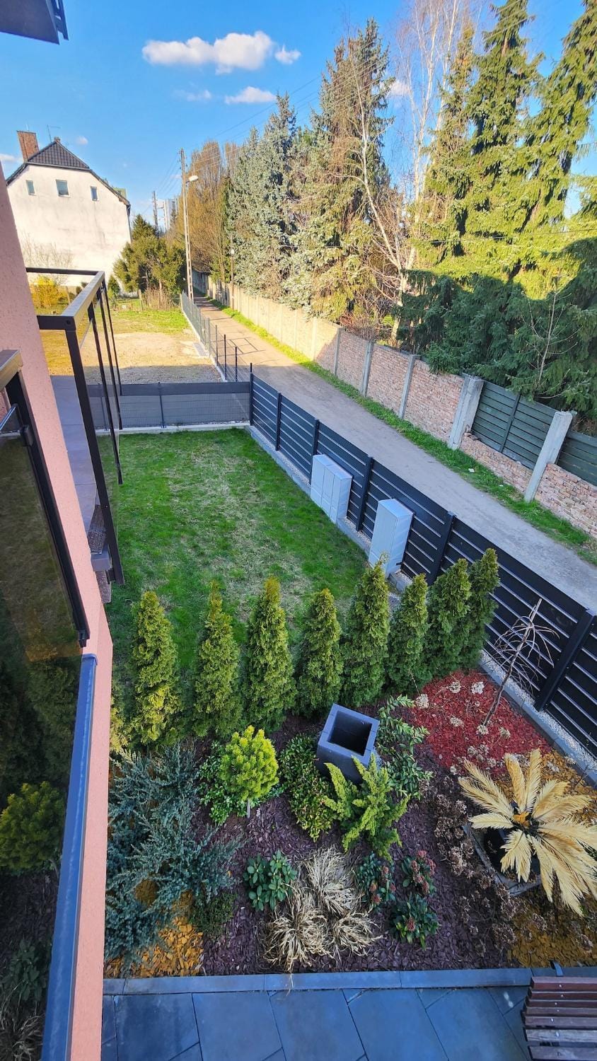 Property building, Garden view