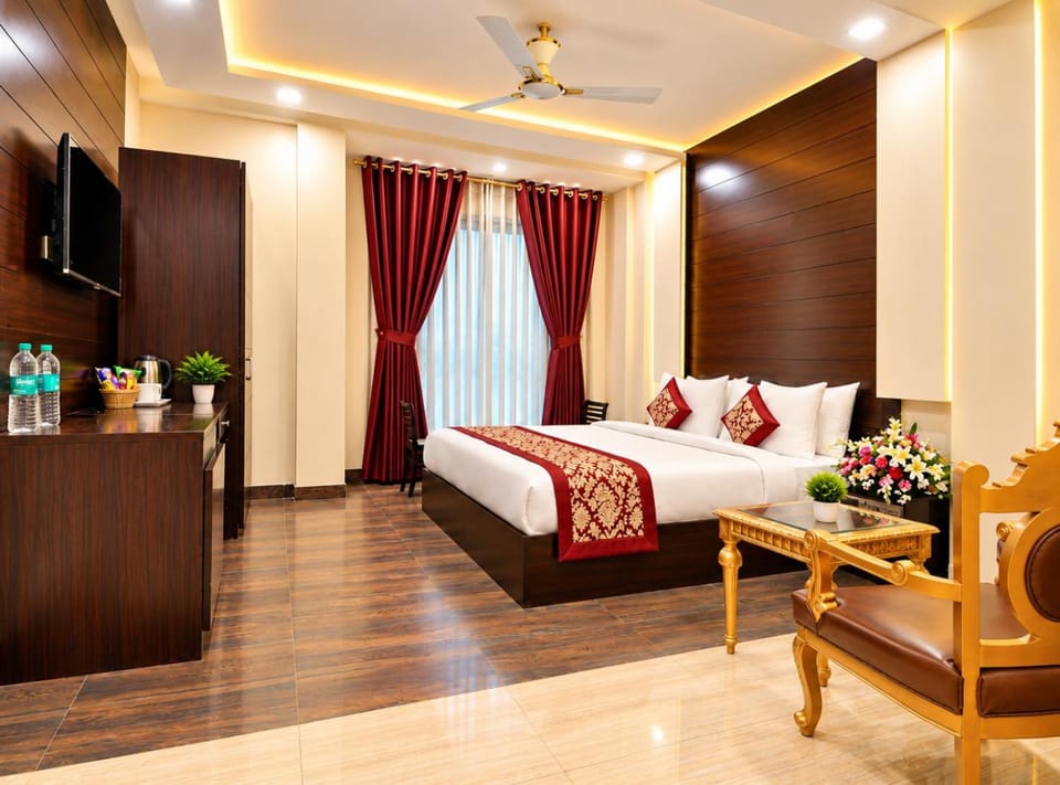 TV and multimedia, Photo of the whole room, Bedroom, wardrobe