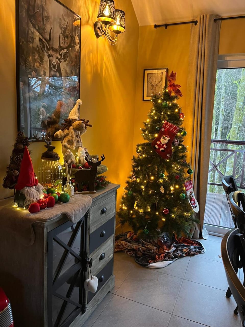 Living room, Seating area