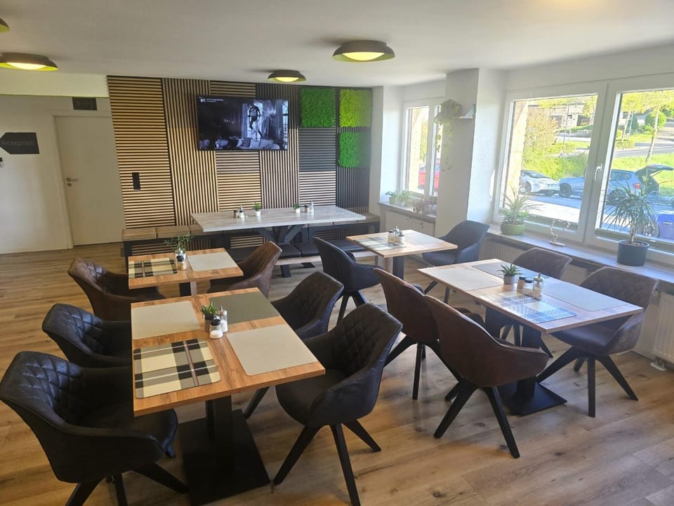 Banquet/Function facilities, Dining area, Internal: Not applicable to any particular room