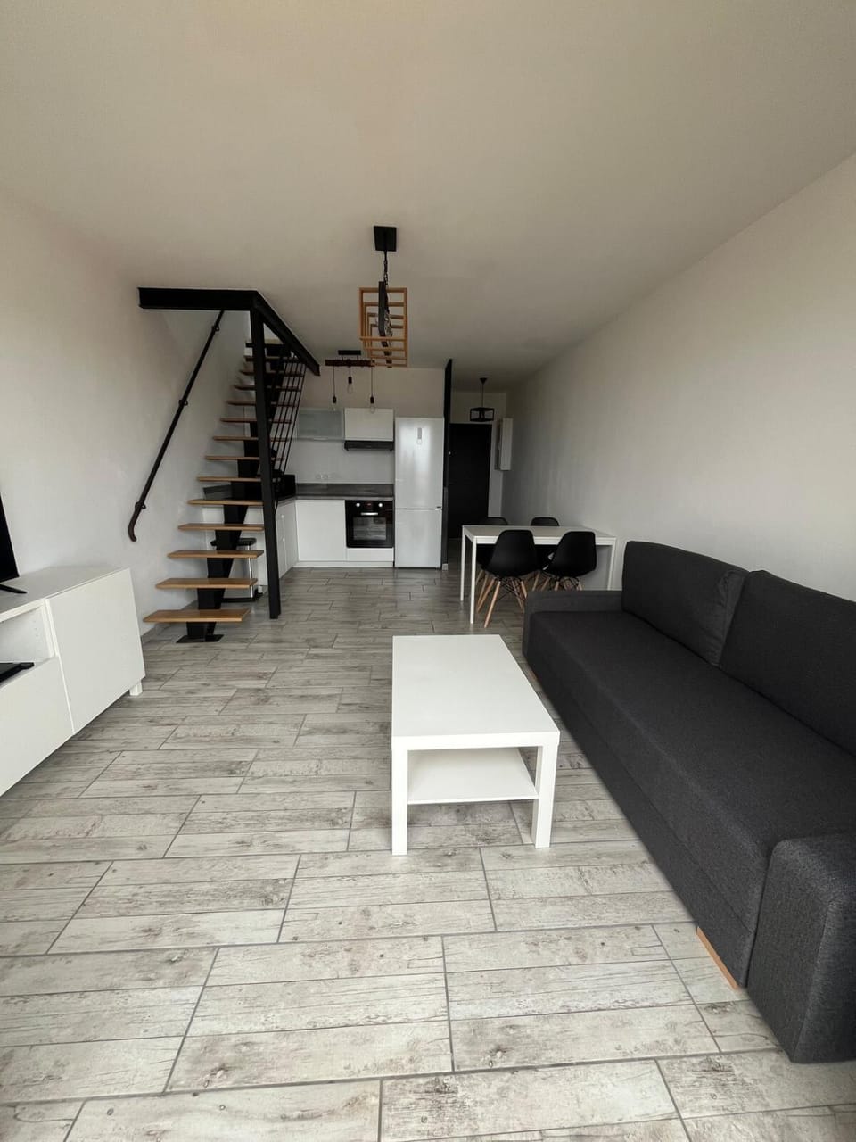 Kitchen or kitchenette, Living room