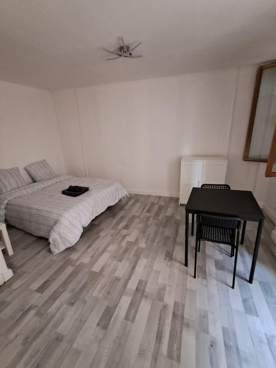 budgetbnb Larmodieu 1 Apartment in Toulon