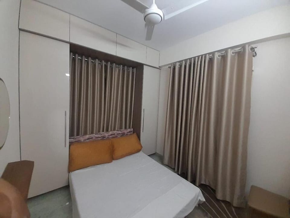 Luxury 2BR Studio 5-Star Hotel Experience Apartment in Dhaka