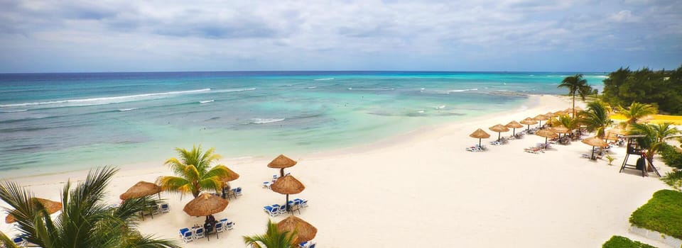 2BD Master Suite Beachfront Royal Hacienda Cancun Apartment in Playa del Carmen