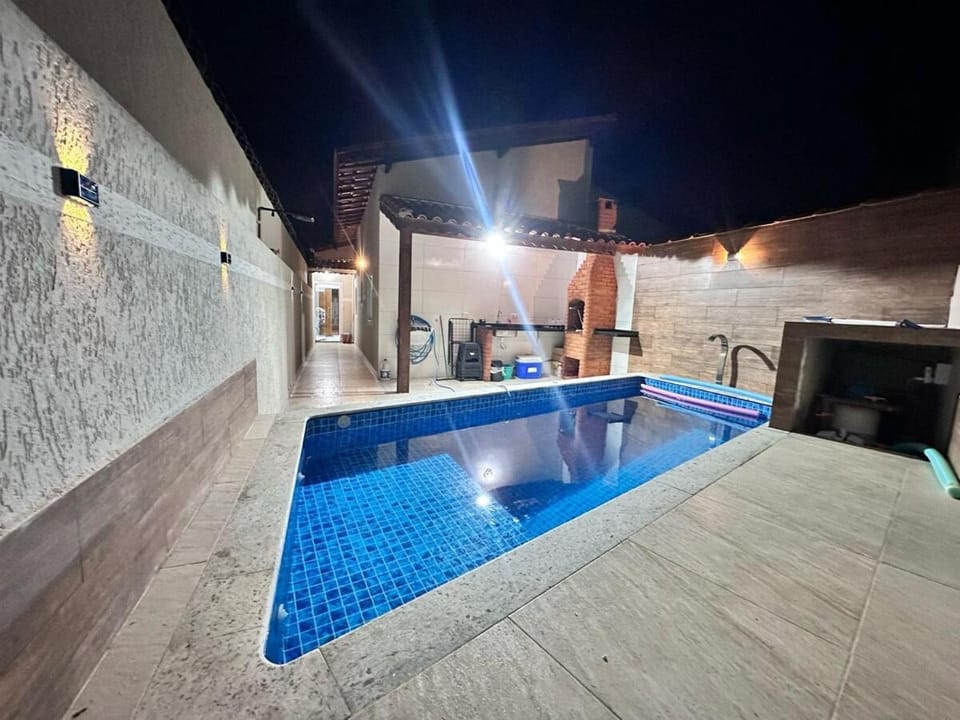 A Casa de Praia com ar, piscina aquecida e churrasqueira House in Itanhaém