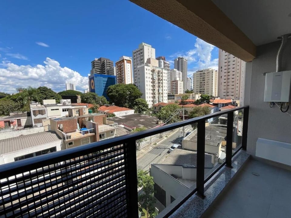 View (from property/room), Balcony/Terrace, City view