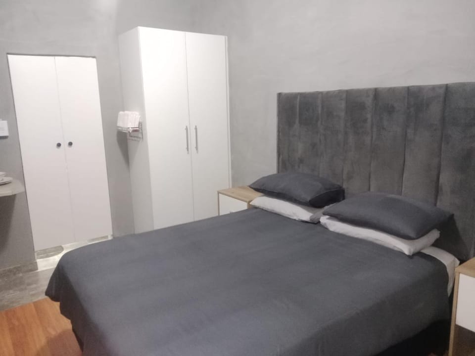 The Private and Cosy Guest House 5 Bed and Breakfast in Gauteng