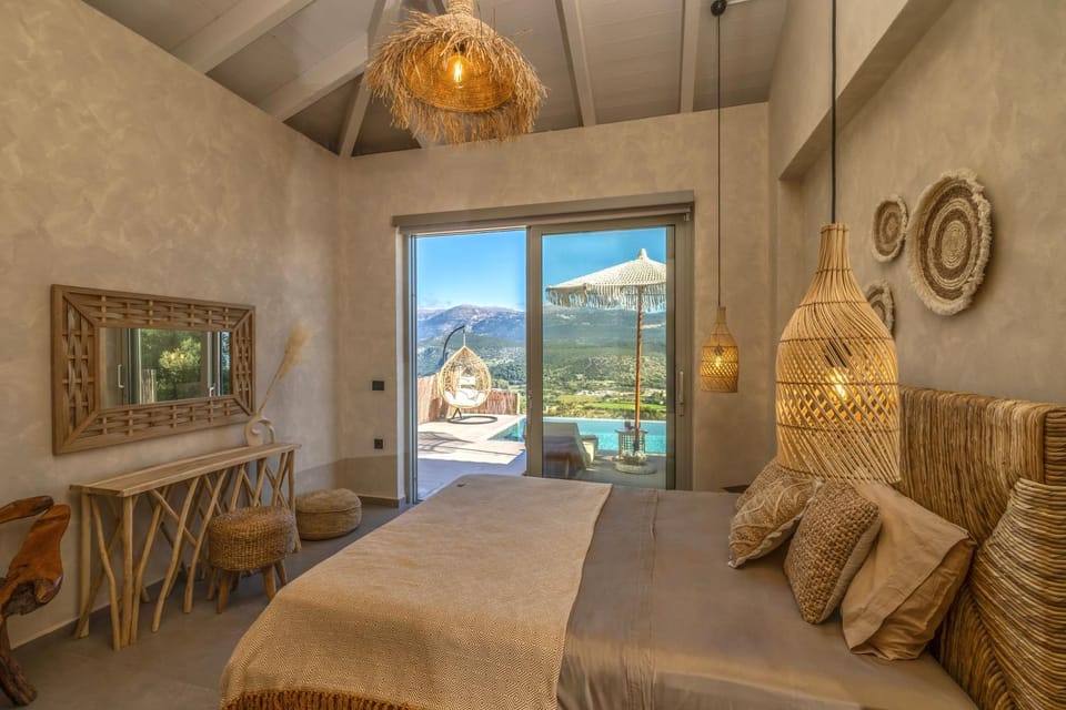 Bedroom, Pool view