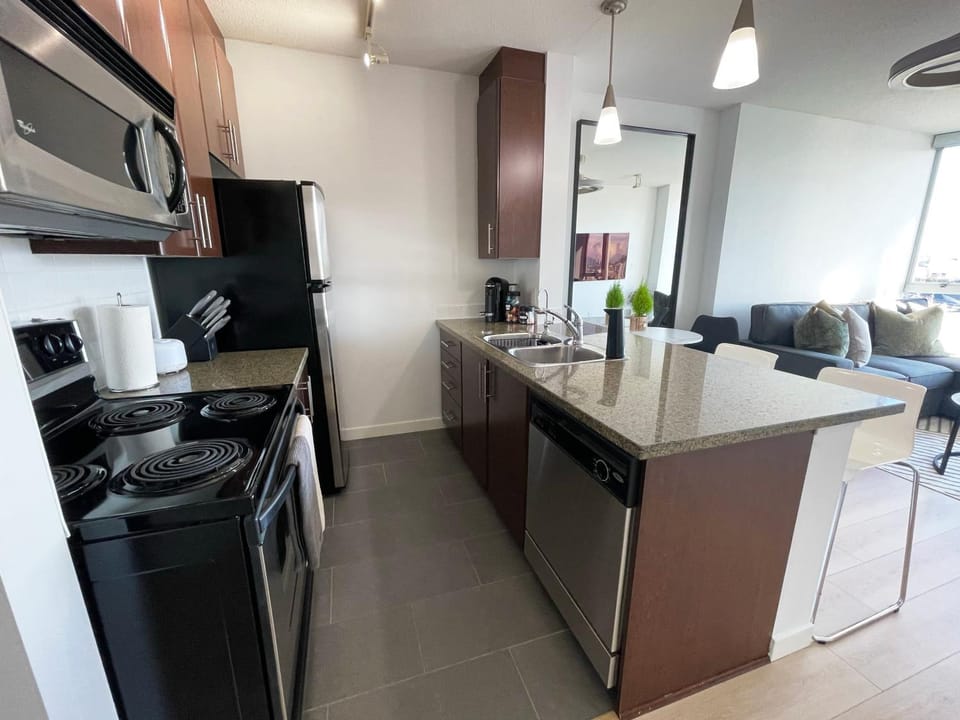 Kitchen or kitchenette