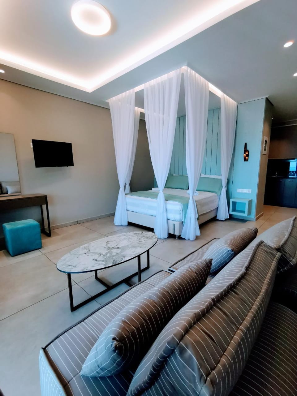 The Ionian View Apartment hotel in Agios Nikitas