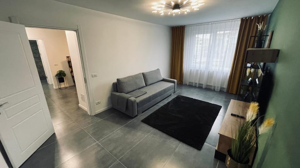Bed, TV and multimedia, Living room, Seating area