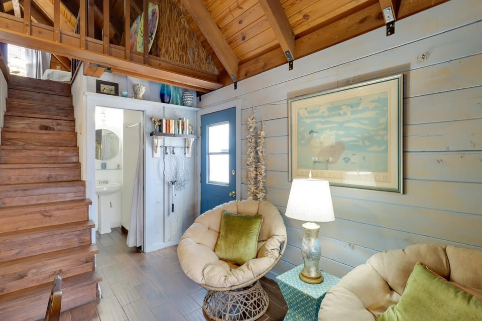 Fish On-Site: Okeechobee Cabin w/ Pool Access Cabin in Lake Okeechobee