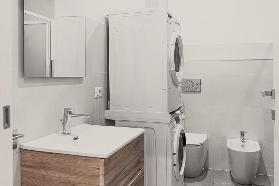 Toilet, Bathroom