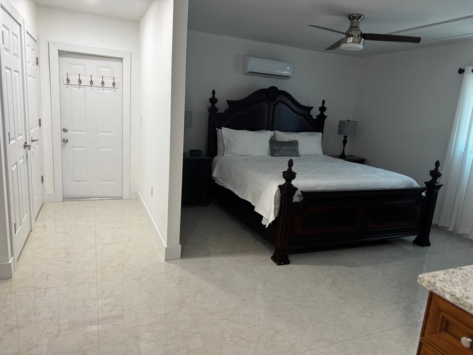 New Aparment in Tampa Apartment in Town N Country