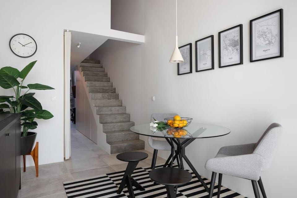 FILETE, Design house in Peniche's old town House in Peniche