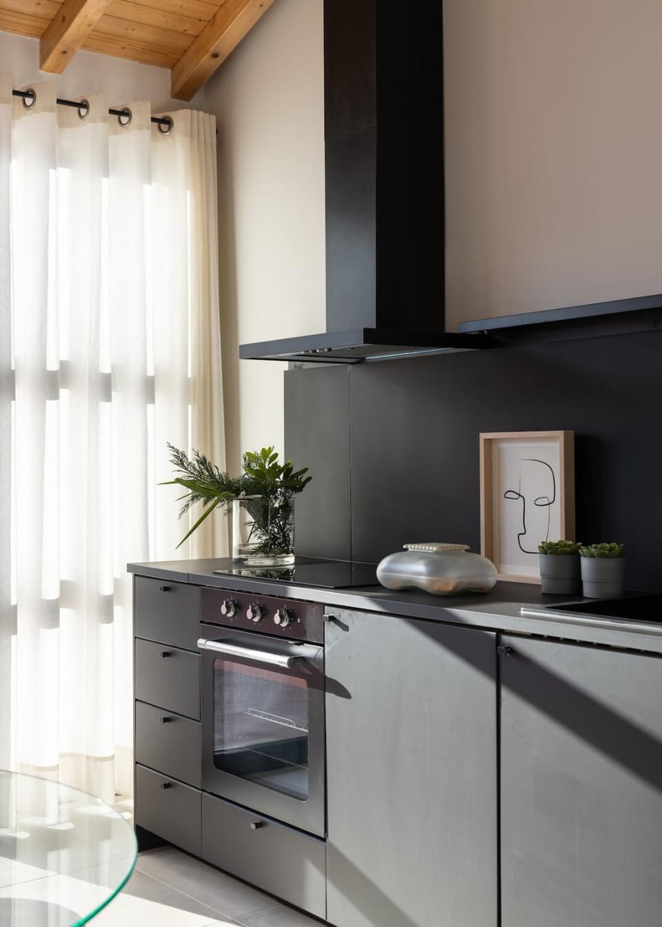 FILETE, Design house in Peniche's old town House in Peniche