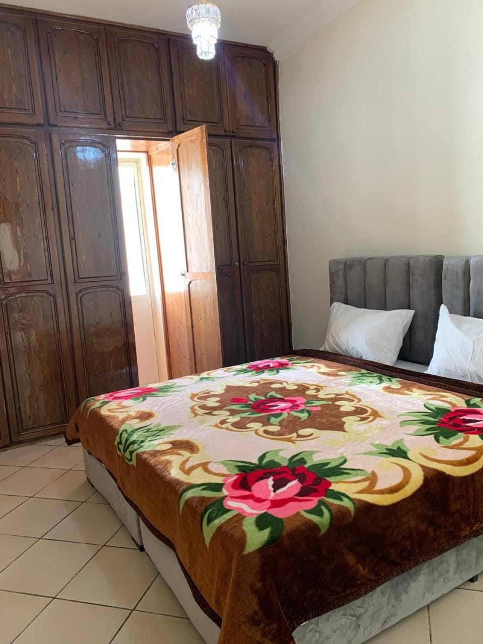 Bed, Photo of the whole room, Bedroom, wardrobe