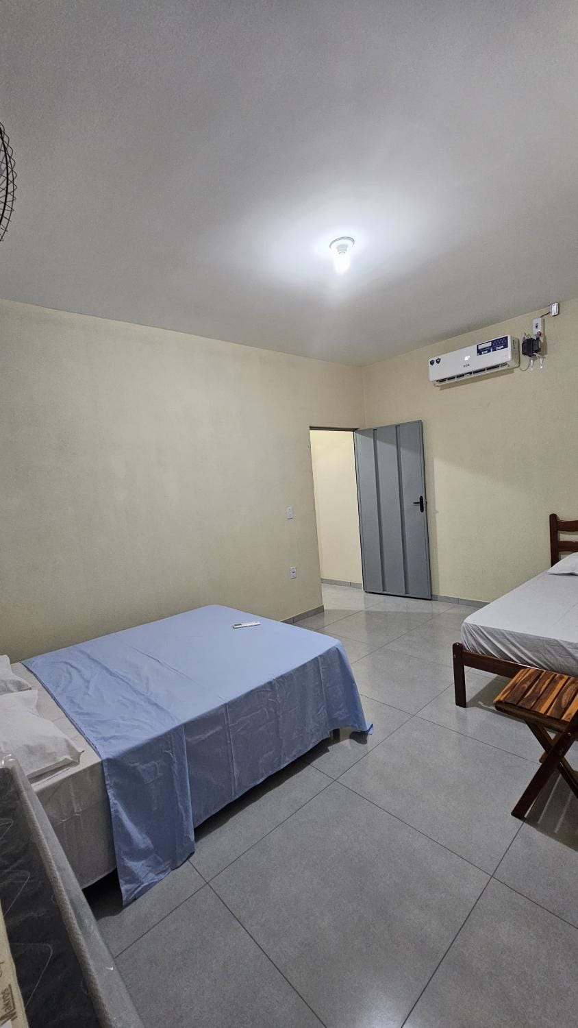 Bed, Photo of the whole room, Bedroom, air conditioner