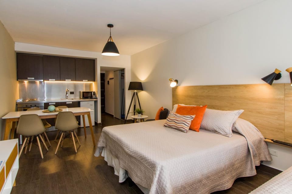 Bed, Kitchen or kitchenette, Living room, Dining area, Bedroom