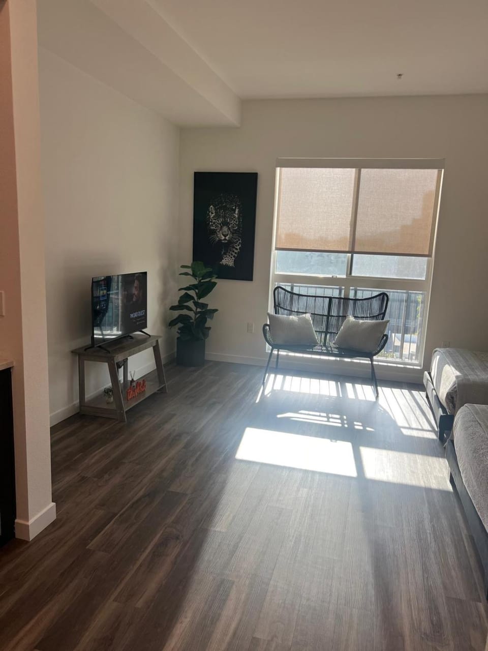 The sunset loft apartment FREE parking Apartment in Hollywood