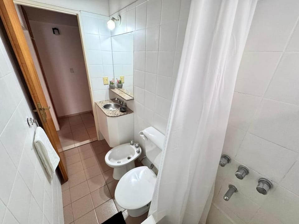 Shower, Bathroom, bidet, towels
