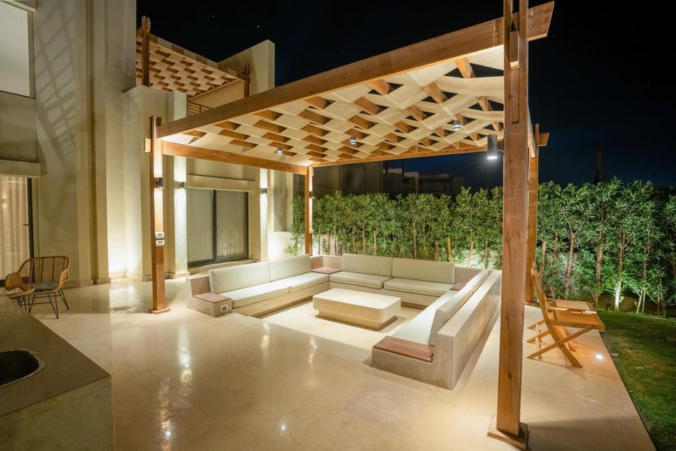 Bright Shedwan 3BR • Modern Townhouse Apartment in Hurghada
