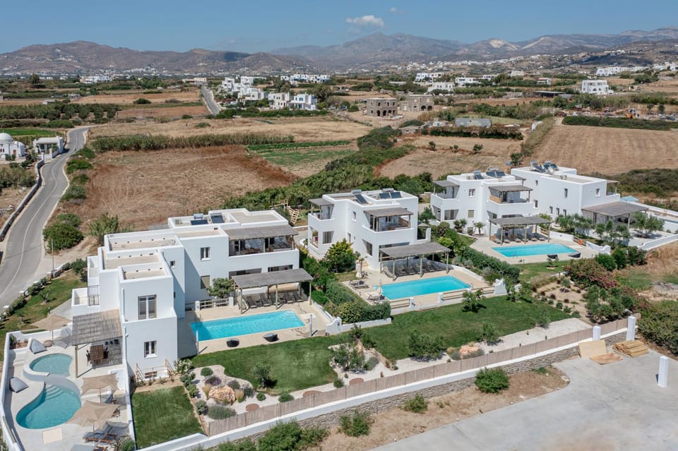 Property building, Natural landscape