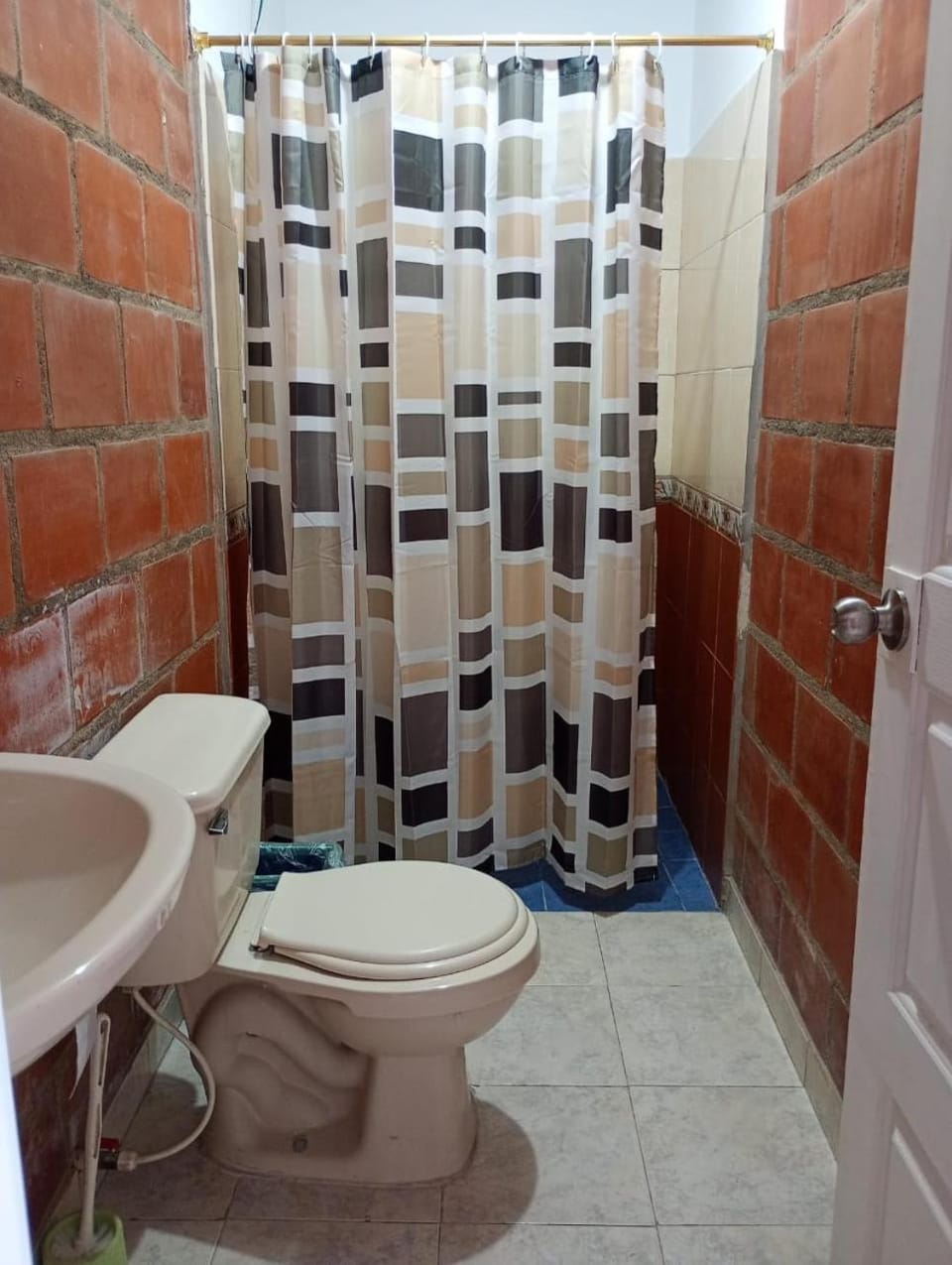 El Mesón Apartment in Cali